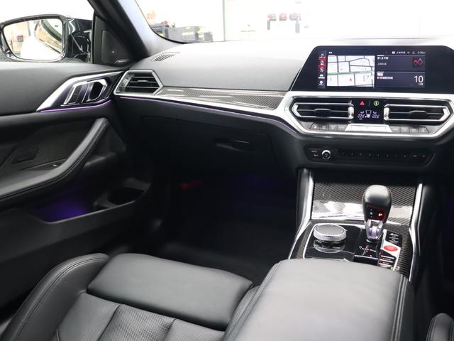 M4 M4クーペ コンペティション M xDrive 現行 パーキング&ドライブングA 黒革 ベンチレーター 純正ナビTV harman/kardon 360カメラ カーボンインテリア Mブレーキシステム Mエアロ M19&20インチAW 2年保証付(25枚目)