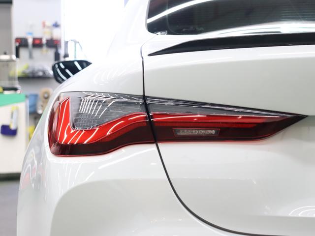 M4 M4クーペ コンペティション M xDrive 現行 パーキング&ドライブングA 黒革 ベンチレーター 純正ナビTV harman/kardon 360カメラ カーボンインテリア Mブレーキシステム Mエアロ M19&20インチAW 2年保証付(39枚目)