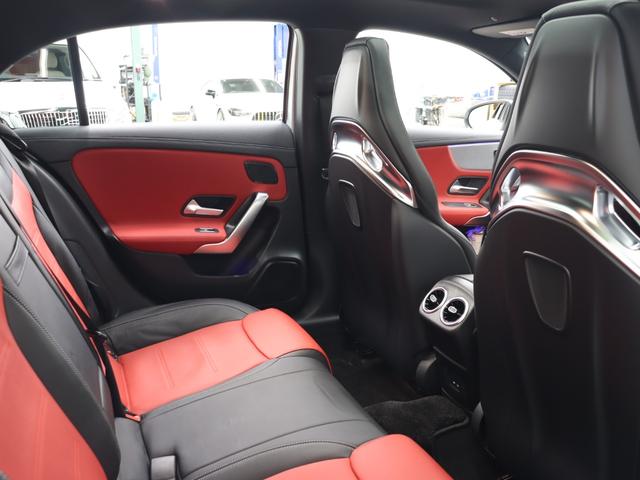 Ａクラス Ａ４５　Ｓ　４マチック＋　ＡＭＧアドバンスド＆パフォーマンスＰ　赤／黒革　ベンチレーター　パノラマＳＲ　純正ナビ　３６０カメラ　ＨＵＤ　アドバンスドサウンド　ＡＭＧドライブコントロールスイッチ　ＡＭＧエアロ＆１９ＡＷ　２年保証（22枚目）