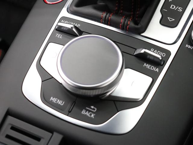 ＲＳ３スポーツバック ベースグレード　ＲＳデザインＰＫＧ　ＡＤＶキー　Ａｕｄｉマグネティックライド　マトリクスＬＥＤライト　　黒革　純正ＭＭＩナビ　Ｂａｎｇ＆Ｏｌｕｆｓｅｎ　Ｂカメラ　アルミニウムスタイリングＰＫＧ　純正１９ＡＷ　２年保証（49枚目）