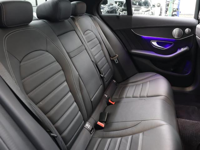 Ｃクラス Ｃ４３　４マチック　後期　レーダーＰ　ＡＣＣ　黒革　パノラマＳＲ　　ナビＴＶ　ブルメＳ　Ｂカメラ　エアバランスＰ　ヘッドアップＤ　ＰＴＳ　ＬＥＤライト　３９０ｐｓ　９速ＡＴ　ＢＣ２０インチＡＷ　ローダウン　２年保証付（21枚目）