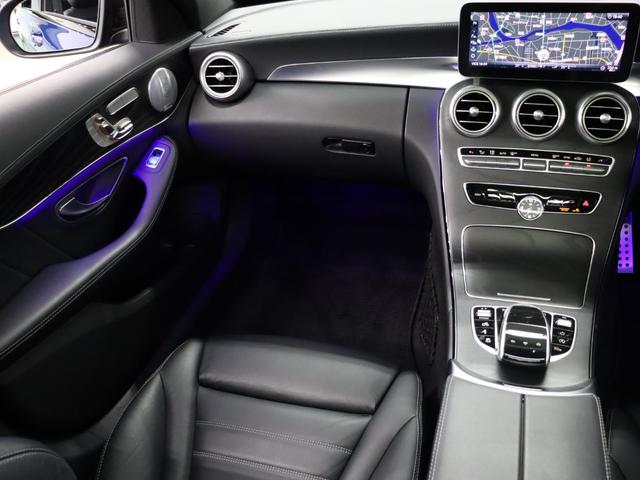 Ｃクラス Ｃ４３　４マチック　後期　レーダーＰ　ＡＣＣ　黒革　パノラマＳＲ　　ナビＴＶ　ブルメＳ　Ｂカメラ　エアバランスＰ　ヘッドアップＤ　ＰＴＳ　ＬＥＤライト　３９０ｐｓ　９速ＡＴ　ＢＣ２０インチＡＷ　ローダウン　２年保証付（23枚目）