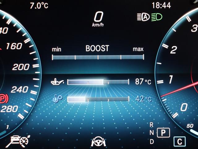 Ｃクラス Ｃ４３　４マチック　後期　レーダーＰ　ＡＣＣ　黒革　パノラマＳＲ　　ナビＴＶ　ブルメＳ　Ｂカメラ　エアバランスＰ　ヘッドアップＤ　ＰＴＳ　ＬＥＤライト　３９０ｐｓ　９速ＡＴ　ＢＣ２０インチＡＷ　ローダウン　２年保証付（50枚目）