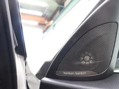 オプションのＨａｒｍａｎ／ｋａｒｄｏｎサウンドシステムを装備！臨場感のあるサウンドをお楽しみ頂けます！ 3