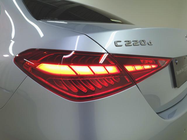 Cクラス C220 d アバンギャルド リアアクスルステアリング AMGライン ベーシックパッケージ Bluetooth接続 ETC LEDヘッドライト TV アイドリングストップ クルーズコントロール コネクテッド機能 サイドカメラ シートヒーター トランクスルー(5枚目)