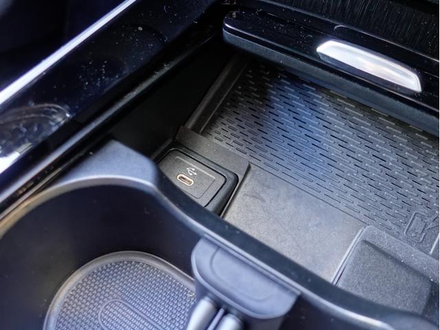 GLAクラス GLA200 d 4マチック AMGラインパッケージ AMGライン Bluetooth接続 ETC LEDヘッドライト TV アイドリングストップ クルーズコントロール コネクテッド機能 サイドカメラ シートヒーター(25枚目)