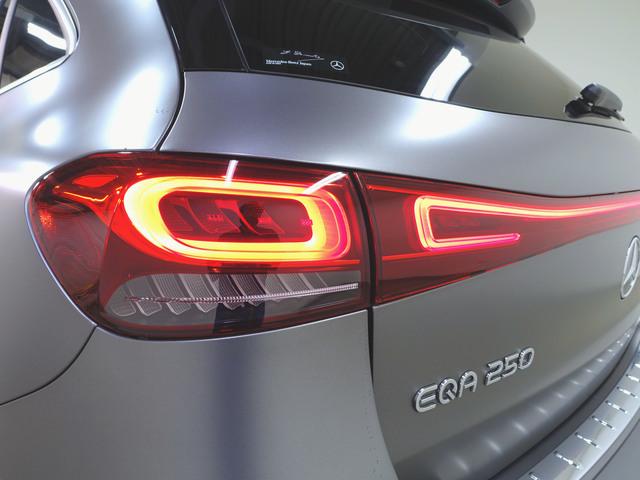 EQA EQA250 ナビゲーションプラスパッケージ AMGライン Bluetooth接続 ETC LEDヘッドライト TV アイドリングストップ クルーズコントロール コネクテッド機能 サイドカメラ(5枚目)