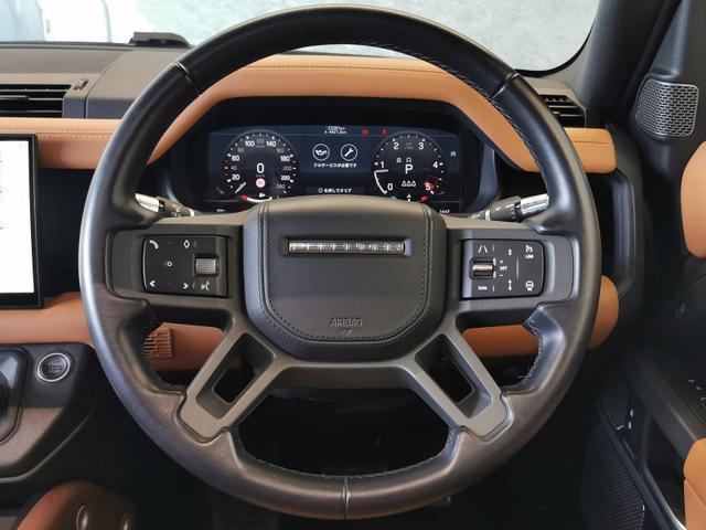 ディフェンダー １１０Ｘ　Ｄ３００　ディーゼルターボ　４ＷＤ　エアサス　サンルーフ　ルーフラダー　ＯＰ２０ＡＷ１１．４タッチスクリーン　２０インチＳｔｙｌｅ　５０９８ダークグレイ　コールドクライメート（15枚目）