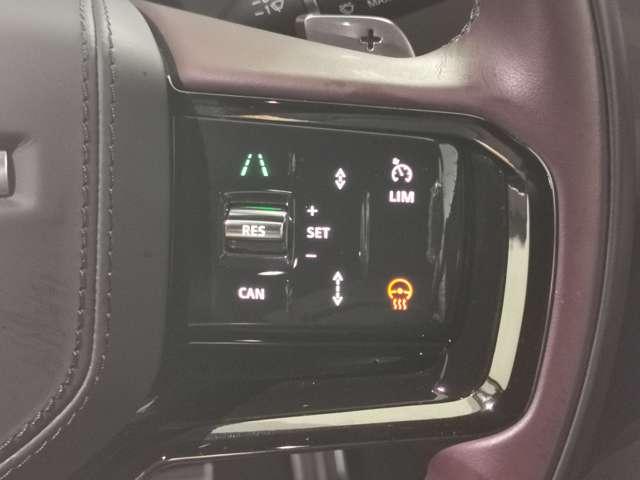 レンジローバーヴェラール 　電子制御エアサスペンション　２２ｉｎｃアルミ　禁煙車スライディングパノラミックルーフ　ブラックコントラストルーフ　Ｍｅｒｉｄｉａｎ　ＡＣＣ（14枚目）