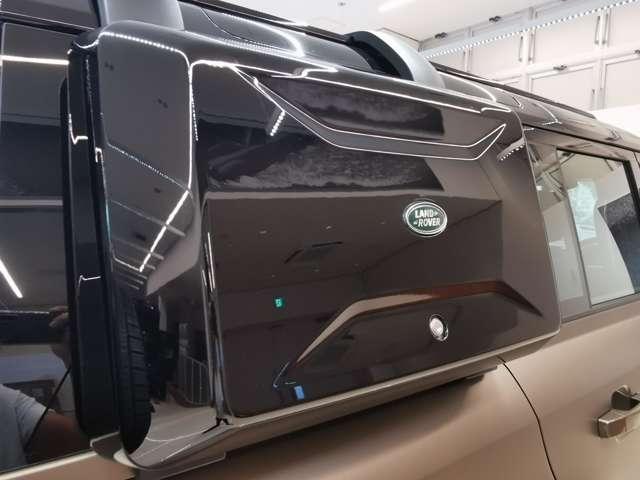 ディフェンダー １１０Ｘ　Ｄ３５０　サンルーフ　２２インチＡＷ　ＨＵＤ　ＭＥＲＩＤＩＡＮ　ＡＣＣ　禁煙車スライディングパノラミックルーフ　２２インチスタイル１０７５　サテンフィルム（14枚目）