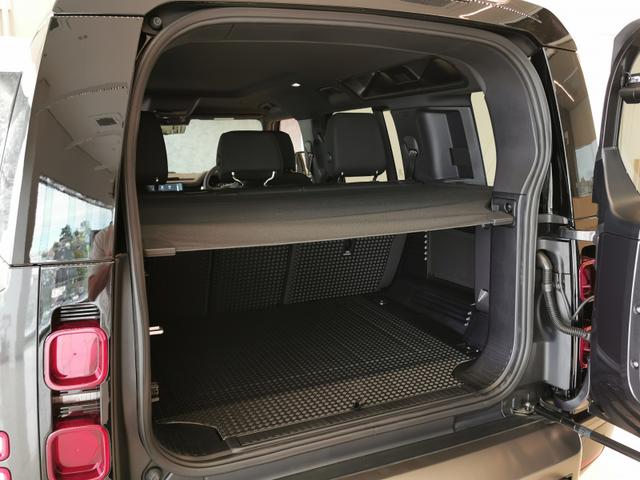 ディフェンダー 110X-ダイナミックSE D350 ディーゼルターボ 4WD 禁煙車 ワンオーナー 電子制御エアサスペンション(17枚目)