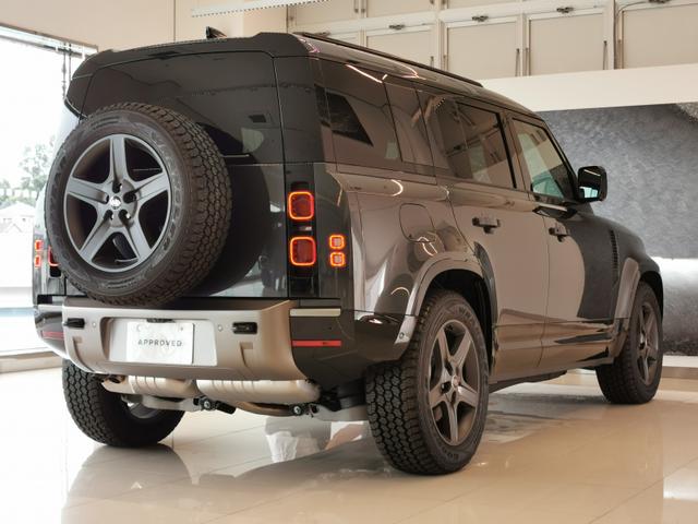 ディフェンダー 110X-ダイナミックSE D350 ディーゼルターボ 4WD 禁煙車 ワンオーナー 電子制御エアサスペンション(23枚目)