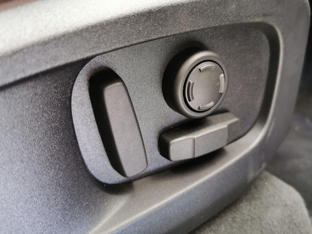 Fペイス R-ダイナミック SE P400e 4WD 禁煙車 スライディングパノラミックルーフ(8枚目)