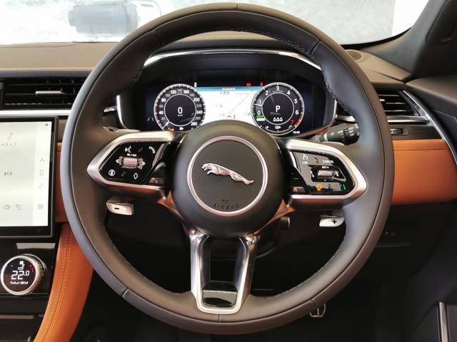 Fペイス R-ダイナミック SE P400e 4WD 禁煙車 スライディングパノラミックルーフ(10枚目)