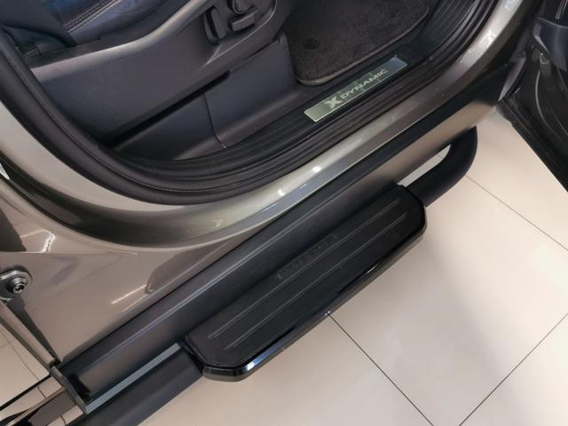 ディフェンダー １１０アーバナイト’２２　ディーゼルターボ　４ＷＤ　禁煙車　７人乗り　２２インチｓｔｙｌｅ５０９８　スライディングパノラミックルーフ（4枚目）