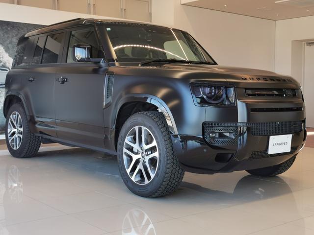 ディフェンダー １１０イースナーエディション　イースナーエディション　ディーゼルターボ　４ＷＤ　エクステンデッドブラックエクステリアパック　サテンプロテクティブフィルム　マトリクスＬＥＤヘッドライト　シグネチャーＤＲＬ付　エアサスペンションパック（18枚目）