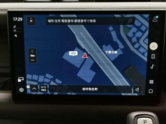 ディフェンダー １１０Ｘ－ダイナミックＨＳＥ　Ｄ３００　ディーゼルターボ　４ＷＤ　禁煙車　７人乗り　エアサスペンション　２２インチＡＷ（10枚目）