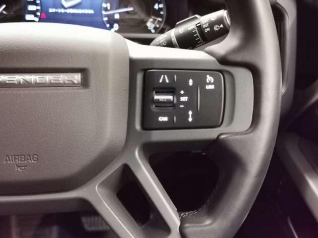 ディフェンダー １１０Ｘ－ダイナミックＨＳＥ　Ｄ３００　ディーゼルターボ　４ＷＤ　禁煙車　７人乗り　エアサスペンション　２２インチＡＷ（17枚目）