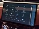 新インフォテイメントシステム「Pivi Pro」に搭載される3Dサラウンドカメラシステム。車輌AIにより車輌を含む周囲の映像を立体的に表示。よりスムーズな駐車や発進が可能となります。