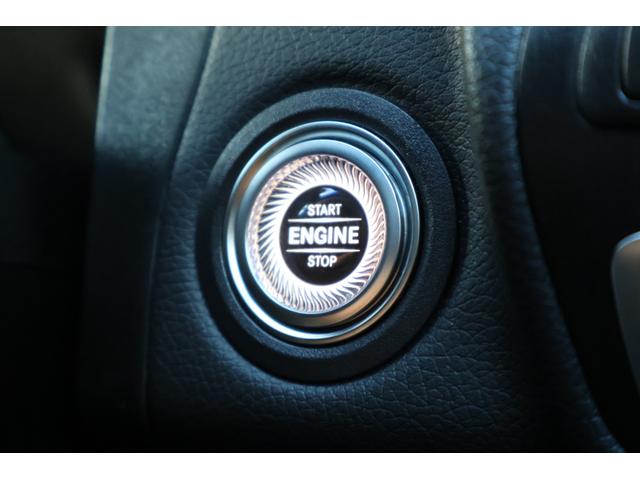 ＧＬＣ ＧＬＣ４３　４マチッククーペ　レーダーＰ　レザーＥＸＣＰ　ナイトＰ　ガラスＳＲ　黒革シート　ベンチレータ　ＭＢＵＸ　ナビＴＶ　コックピットＤｉｓｐ　ＡｐｐｌｅＣａｒＰｌａｙ　３６０度　ＨＵＤ　リアＡＡＣ　ＡＭＧ２０ＡＷ　新車保証（12枚目）