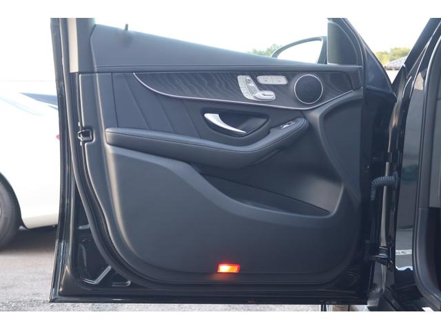 ＧＬＣ ＧＬＣ４３　４マチッククーペ　レーダーＰ　レザーＥＸＣＰ　ナイトＰ　ガラスＳＲ　黒革シート　ベンチレータ　ＭＢＵＸ　ナビＴＶ　コックピットＤｉｓｐ　ＡｐｐｌｅＣａｒＰｌａｙ　３６０度　ＨＵＤ　リアＡＡＣ　ＡＭＧ２０ＡＷ　新車保証（31枚目）