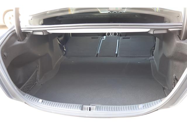 Cクラス C43 4マチック 後期 レーダーP ナイトP エアバランスP パノラマSR ブラック革シート シートH ナビTV AppleCarPlay ブルメスター フットトランクOP HUD KW車高調 AMG19AW 2年保証(10枚目)