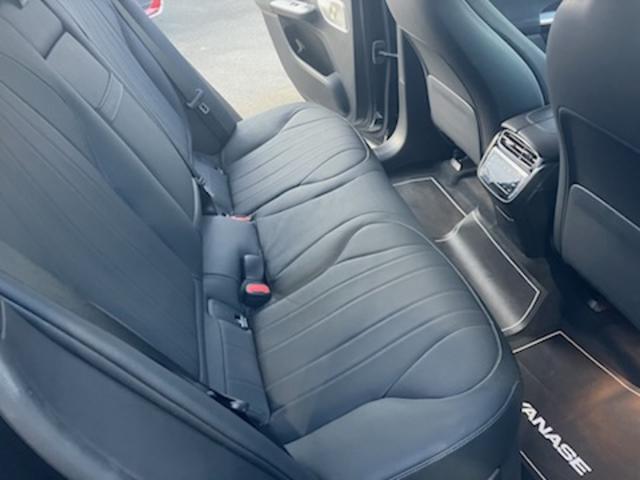 ＥＱＥ ＳＵＶ ＥＱＥ３５０　４マチック　ＳＵＶ　ローンチエディション　Ｂｌｕｅｔｏｏｔｈ接続　ＥＴＣ　ＬＥＤヘッドライト　ＴＶ　アイドリングストップ　クルーズコントロール　コネクテッド機能　サイドカメラ　サンルーフ・ガラスルーフ　シートエアコン　シートヒーター（14枚目）