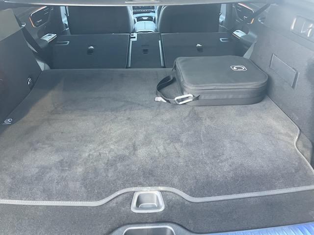 ＧＬＣ ＧＬＣ３５０　ｅ　４マチック　スポーツ　エディションスター　アンビエントライトプレミアム　Ｂｌｕｅｔｏｏｔｈ接続　ＥＴＣ　ＬＥＤヘッドライト　ＴＶ　クルーズコントロール　コネクテッド機能　サイドカメラ　サンルーフ・ガラスルーフ　シートヒーター　トランクスルー（5枚目）