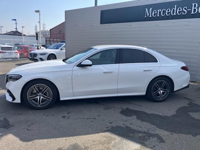 ヤナセの中古車は、すべて第三者検査専門機関（ＡＩＳ）によって、内外装から機関にいたるまで公正かつ厳正に検査されます。検査後、経験豊富なスタッフが、記録簿の確認、ＣＰＵ診断テストなどを実施いたします。