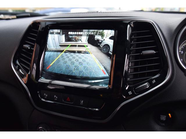 ジープ・チェロキー 80thアニバーサリーエディション 150台限定車 パノラミックサンルーフ ダークルーフレール 18インチアルミ フルセグTV Apple Car Play シートヒーター シートベンチレーション(14枚目)