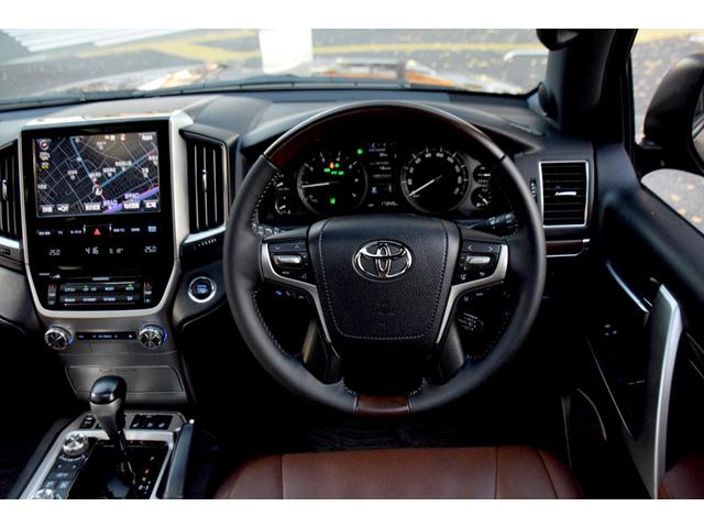 納車時にはボディーコーティングや車内消臭の施工も格安にて行えます。是非ご相談してください。