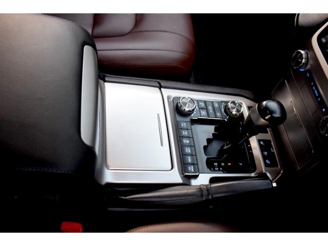 車内は使用感なく綺麗な状態を保っております。擦れや汚れなどもございません。きっとご満足いただける状態です。