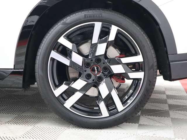 MINI ジョンクーパーワークス カントリーマンオール4JCW DCT 4WD harman/kardonスピーカー 電動パノラマガラスサンルーフ AppleCarplay 360°カメラ パワーシート ハンドオフクルーズコントロール(8枚目)