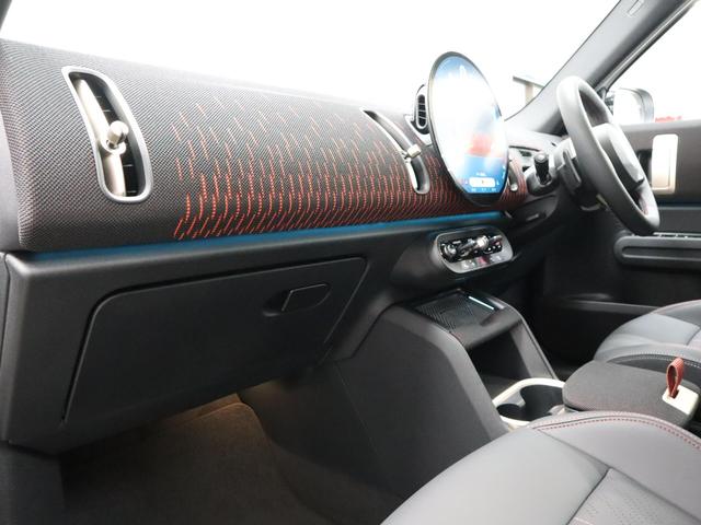 MINI ジョンクーパーワークス カントリーマンオール4JCW DCT 4WD harman/kardonスピーカー 電動パノラマガラスサンルーフ AppleCarplay 360°カメラ パワーシート ハンドオフクルーズコントロール(23枚目)