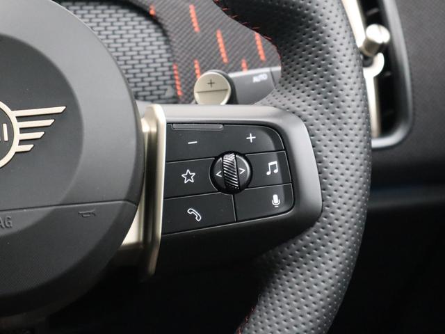 MINI ジョンクーパーワークス カントリーマンオール4JCW DCT 4WD harman/kardonスピーカー 電動パノラマガラスサンルーフ AppleCarplay 360°カメラ パワーシート ハンドオフクルーズコントロール(58枚目)