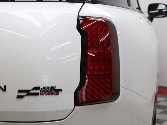 MINI ジョンクーパーワークス カントリーマンオール4JCW DCT 4WD harman/kardonスピーカー 電動パノラマガラスサンルーフ AppleCarplay 360°カメラ パワーシート ハンドオフクルーズコントロール(67枚目)