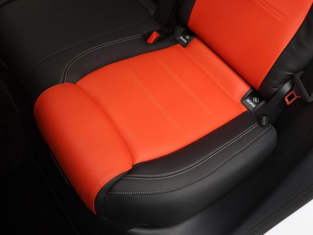 ＧＬＡクラス ＧＬＡ２００ｄ　４マチック　ＡＭＧラインパッケージ　ディーゼルターボ　４ＷＤ　アドバンスドパッケージ　パノラミックスライディングルーフ　レザーエクスクルーシブパッケージ　レーダーセーフティパッケージ　マルチビームＬＥＤライト　２０インチＡＷ　サンルーフ（56枚目）