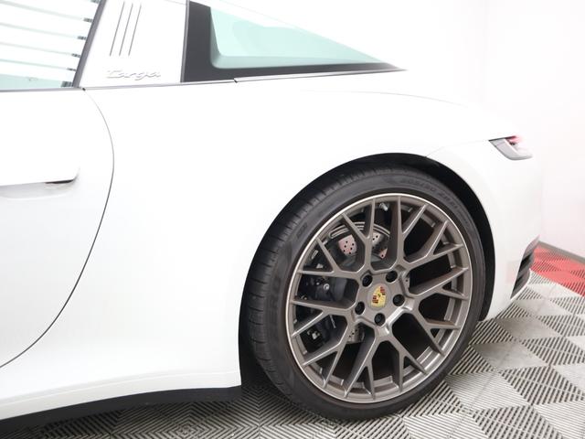 911 911タルガ4GTS 内装2トーンレーザー 20/21インチRSスパイダーデザインホイール アダプティブスポーツシート スポーツクロノパッケージ スポーツエグゾースト パワーステアリングプラス ACC レーンキープ(15枚目)