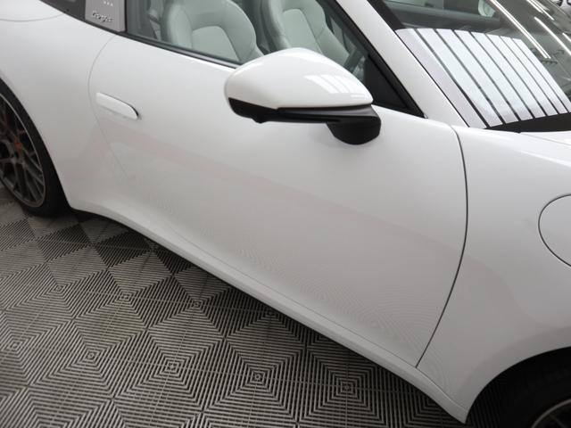 911 911タルガ4GTS 内装2トーンレーザー 20/21インチRSスパイダーデザインホイール アダプティブスポーツシート スポーツクロノパッケージ スポーツエグゾースト パワーステアリングプラス ACC レーンキープ(27枚目)