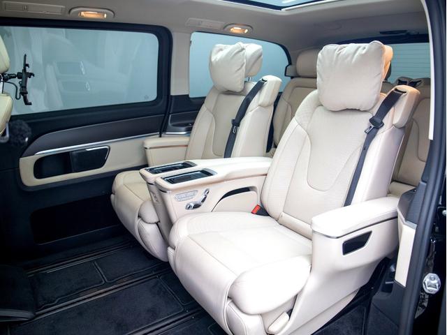 MERCEDES BENZ V-CLASS V220D AVANTGARDE LONG AMG LINE PACKAGE