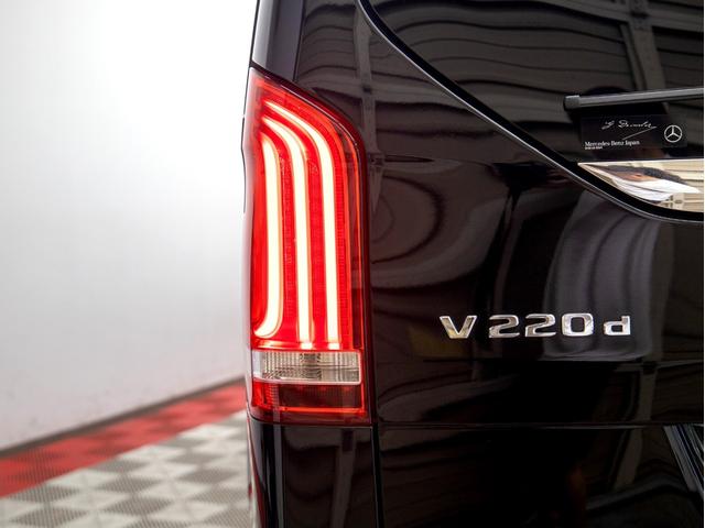 MERCEDES BENZ V-CLASS V220D AVANTGARDE LONG AMG LINE PACKAGE