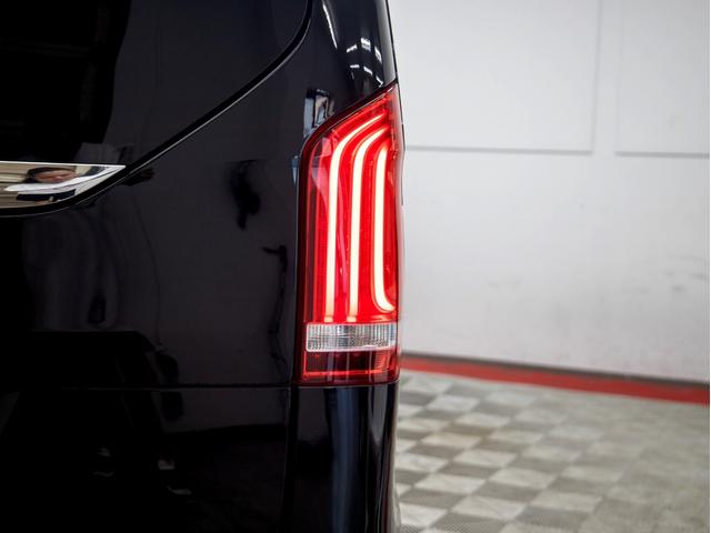 MERCEDES BENZ V-CLASS V220D AVANTGARDE LONG AMG LINE PACKAGE