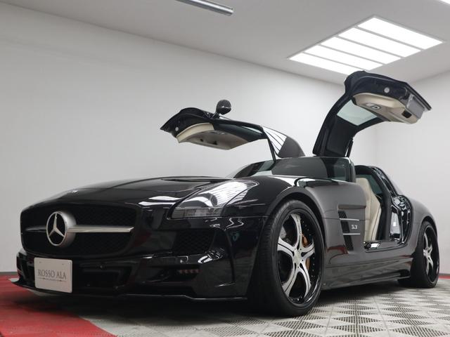 ＳＬＳ ＡＭＧ ベースグレード　ＳＬＳ　ＡＭＧ　禁煙　屋内保管　ＭＥＣデザインエアロ　アルミ　Ｂａｎｇ＆Ｏｌｕｆｓｅｎ　ＢｅｏＳｏｕｎｄ　ＡＭＧサウンドシステム　フルレザー　カーボンインテリア（3枚目）