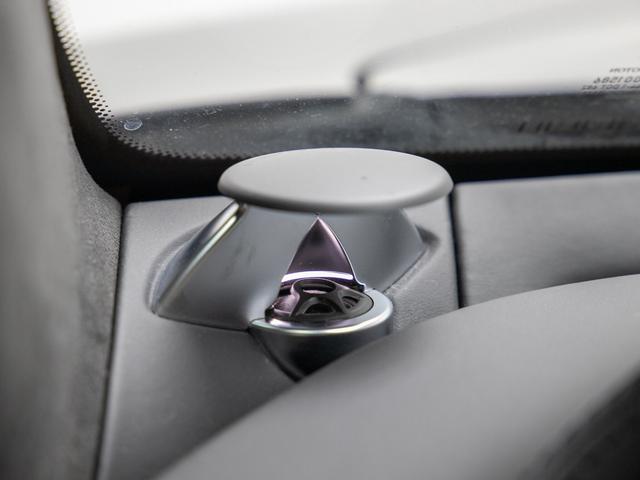 ＳＬＳ ＡＭＧ ベースグレード　ＳＬＳ　ＡＭＧ　禁煙　屋内保管　ＭＥＣデザインエアロ　アルミ　Ｂａｎｇ＆Ｏｌｕｆｓｅｎ　ＢｅｏＳｏｕｎｄ　ＡＭＧサウンドシステム　フルレザー　カーボンインテリア（19枚目）