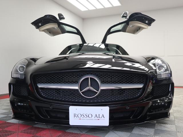 ＳＬＳ ＡＭＧ ベースグレード　ＳＬＳ　ＡＭＧ　禁煙　屋内保管　ＭＥＣデザインエアロ　アルミ　Ｂａｎｇ＆Ｏｌｕｆｓｅｎ　ＢｅｏＳｏｕｎｄ　ＡＭＧサウンドシステム　フルレザー　カーボンインテリア（24枚目）
