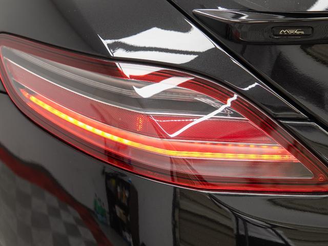 ＳＬＳ ＡＭＧ ベースグレード　ＳＬＳ　ＡＭＧ　禁煙　屋内保管　ＭＥＣデザインエアロ　アルミ　Ｂａｎｇ＆Ｏｌｕｆｓｅｎ　ＢｅｏＳｏｕｎｄ　ＡＭＧサウンドシステム　フルレザー　カーボンインテリア（45枚目）