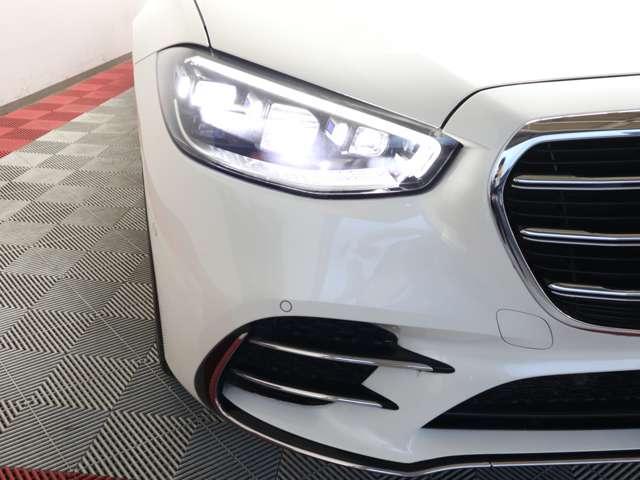 Sクラス S580 4マチック ISG搭載モデル MP202202 ワンオーナー  ユーザー買取車 白革  レーダーセーフティ ブルメスタサウンド アンビエントライト ベンチレーション ヘッドアップディスプレイ ドラレコ 右ハンドル(8枚目)