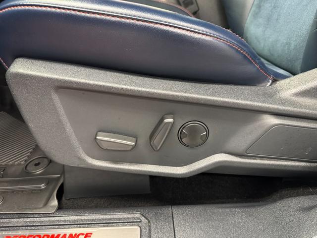 ブロンコ ラプター　ツインターボ　４１８馬力　可変エキゾースト　実走行　３．０ＥｃｏＢｏｏｓｔ　ワイドボディ　カーボンインテリアＰＫＧ　ＦＯＸショック　ＯＰブルーインテリア　Ｂ＆Ｏサウンド　ビードロック鍛造１７ＡＷ　３７タイヤ　ＣＡＲＦＡＸ＆ＡＵＴＯＣＨＥＣＫ確認済み（46枚目）