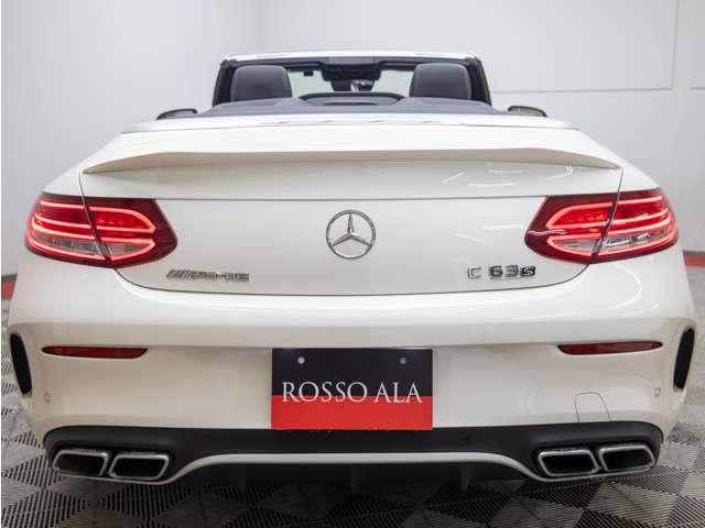 Cクラス C63 Sカブリオレ レーダーセーフティPKG エアバランスPKG Burmesterサウンド LEDインテリジェントライトシステム ブラックナッパレザーシート DINAMICAコンビハンドル シートヒーター ドラレコ E(6枚目)