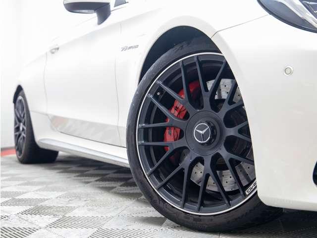 Cクラス C63 Sカブリオレ レーダーセーフティPKG エアバランスPKG Burmesterサウンド LEDインテリジェントライトシステム ブラックナッパレザーシート DINAMICAコンビハンドル シートヒーター ドラレコ E(32枚目)